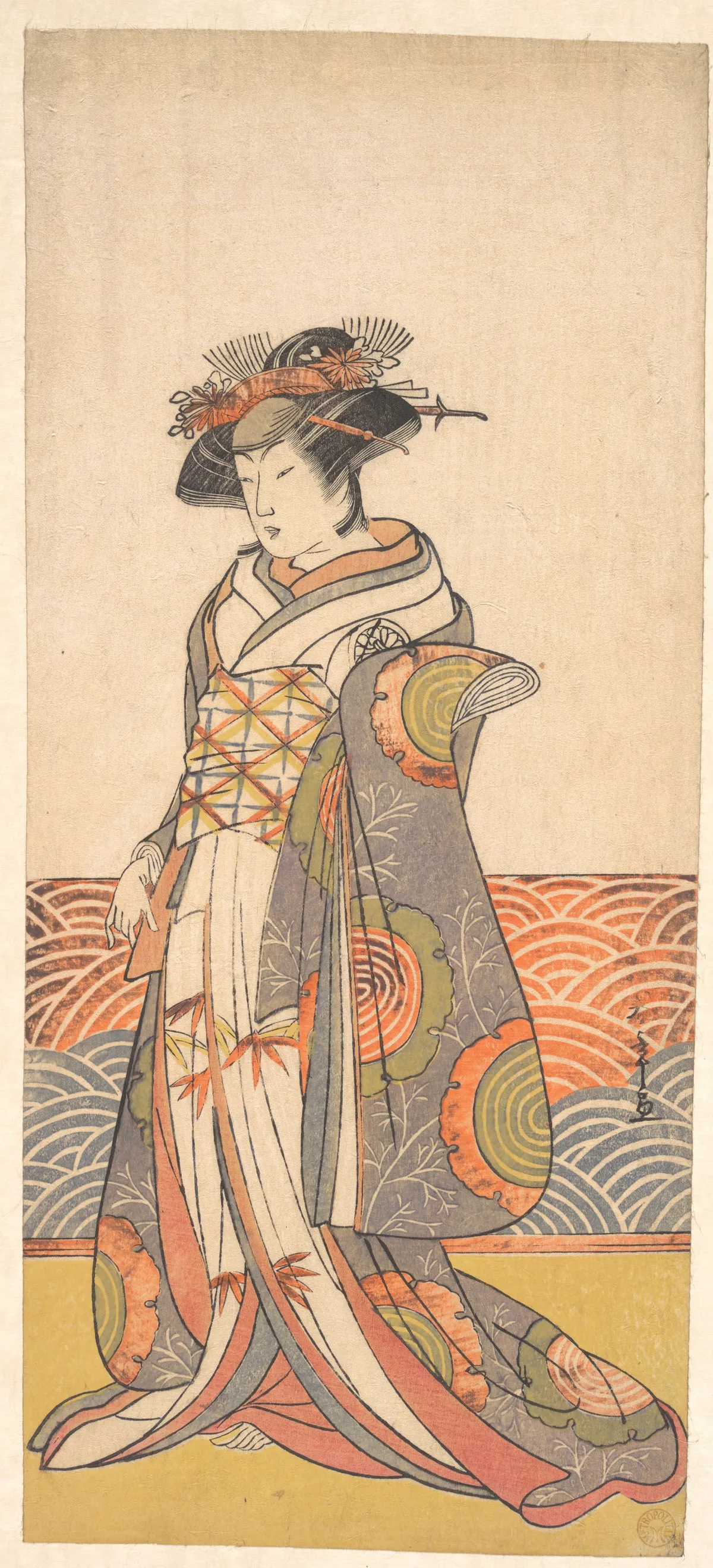 The Third Segawa Kikunojo as a Woman Standing in a Room Having a Wave-pattern Dado | Katsukawa Shunshō 勝川春章 - 浮世繪畫廊